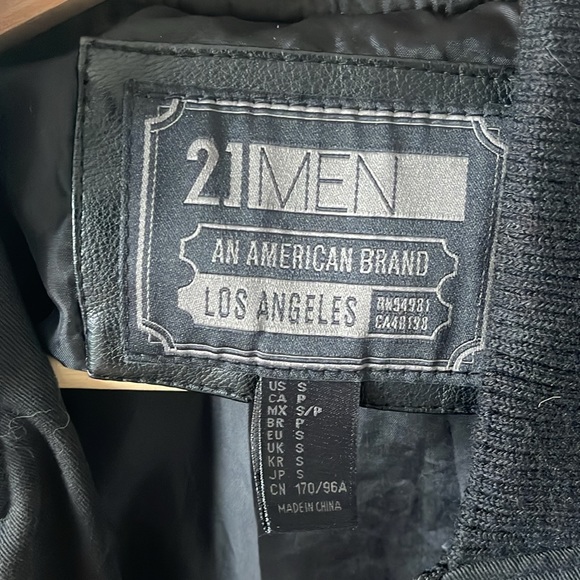 Black bomber jacket with leather sleeves - Picture 2 of 3